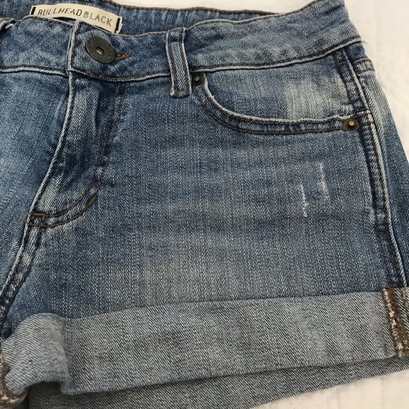 Distressed Jean shorts size 3 Bullhead Black - Picture 4 of 8